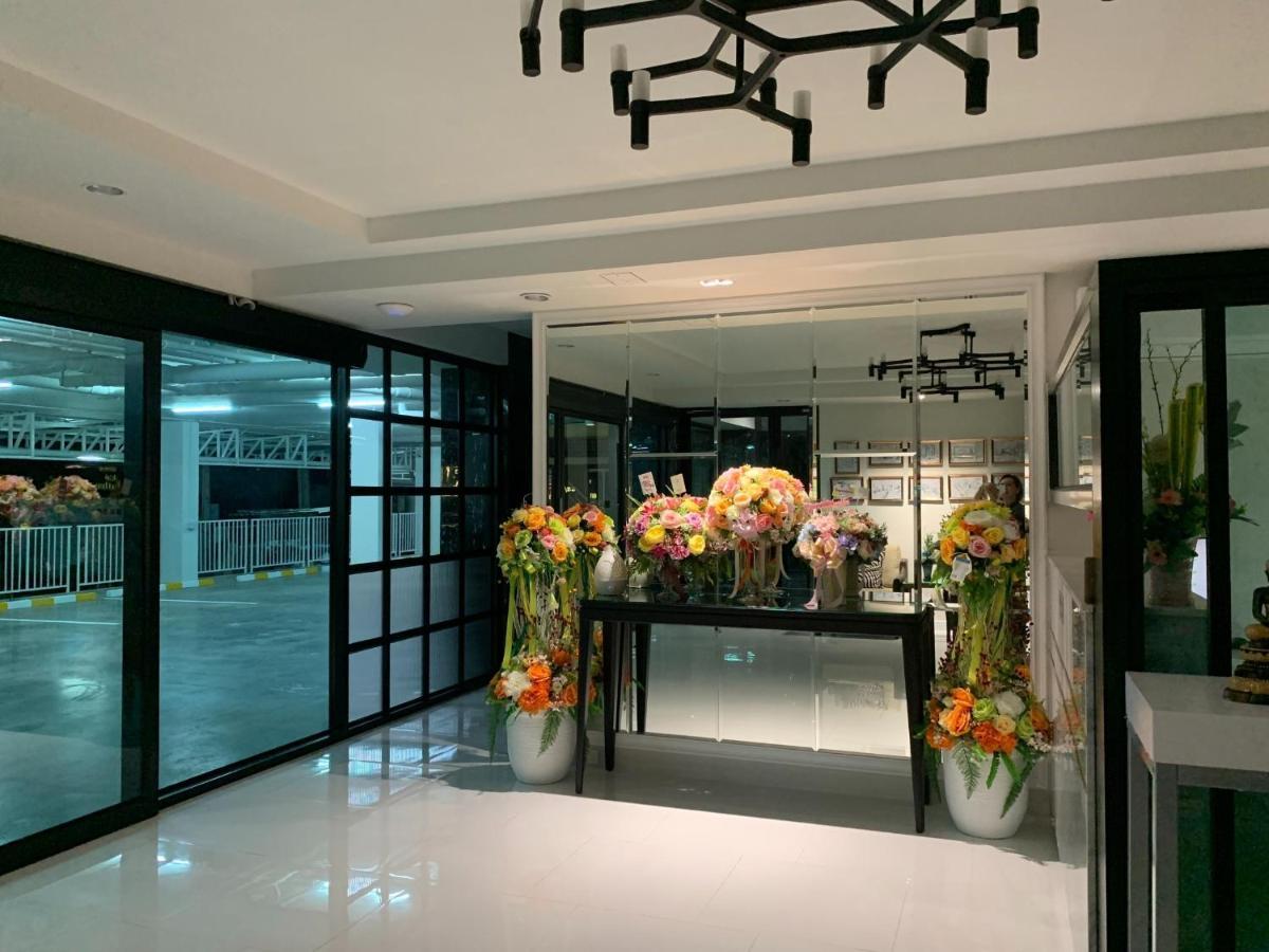 Icare Residence & Hotel 방콕 외부 사진