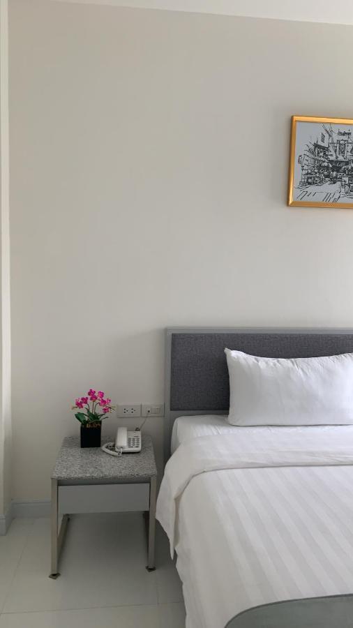 Icare Residence & Hotel 방콕 외부 사진